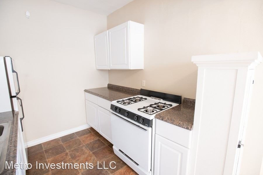 1720 E Newton Ave - Photo 11