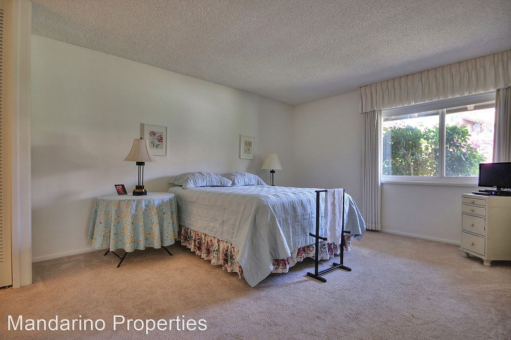 2818 Miradero Drive - Photo 8