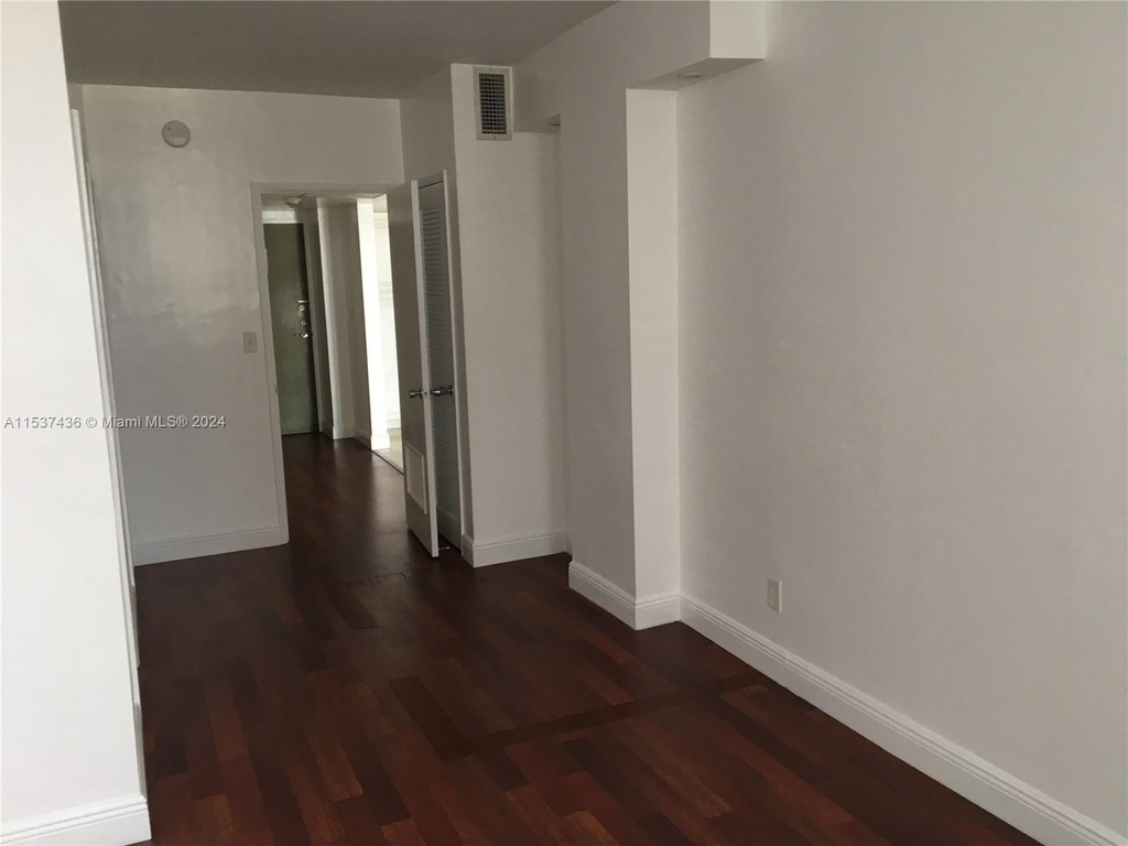 19390 Collins Ave - Photo 28