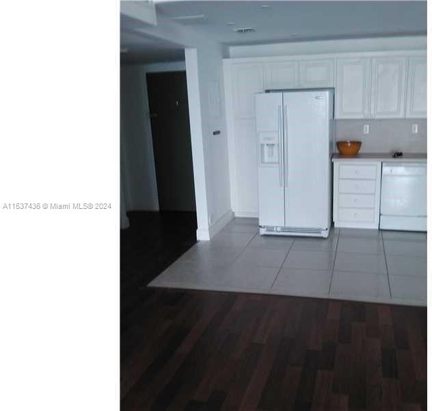 19390 Collins Ave - Photo 15