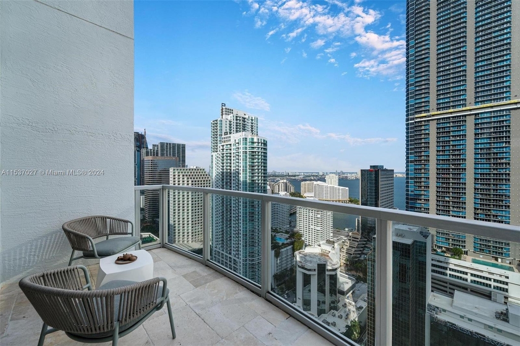 1050 Brickell Ave - Photo 40