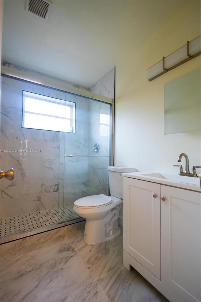 2346 Sw 17th Ave - Photo 7