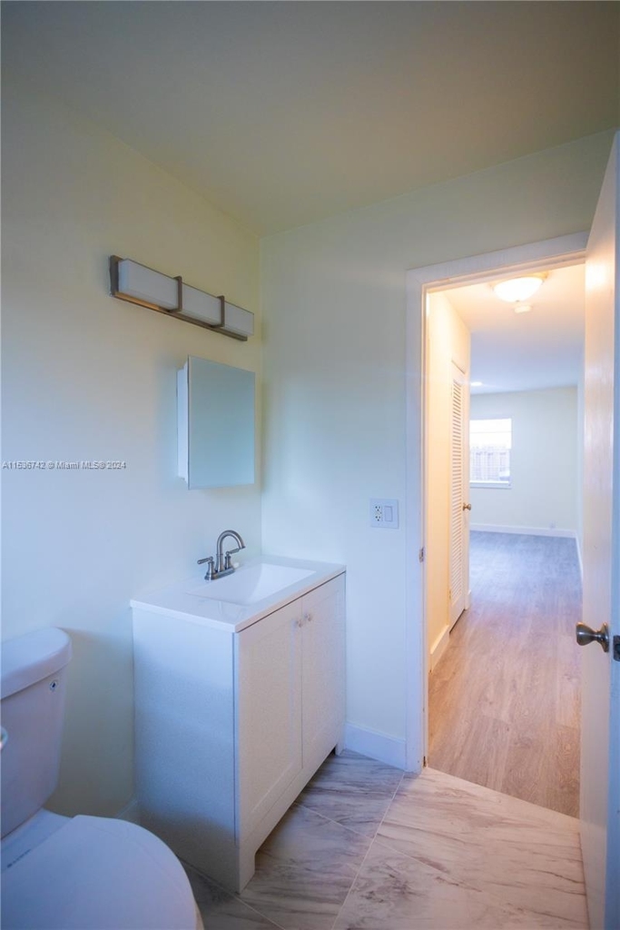 2346 Sw 17th Ave - Photo 8