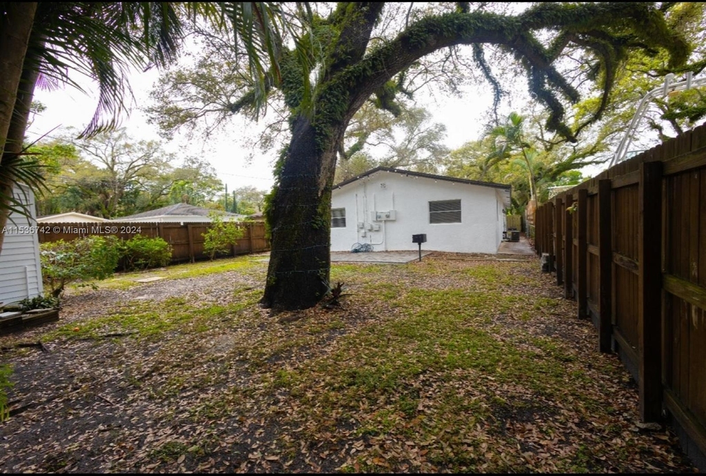 2346 Sw 17th Ave - Photo 48