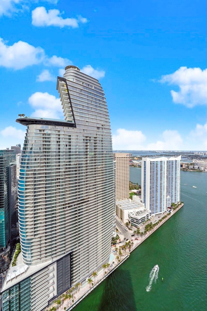 465 Brickell Ave - Photo 4