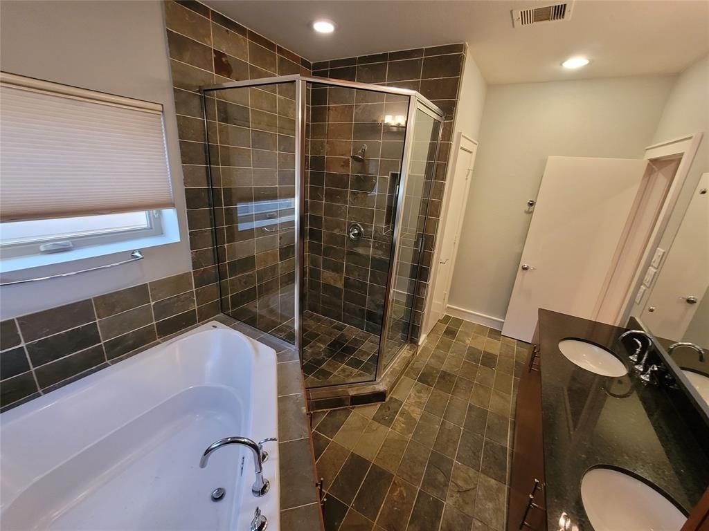 825 W 25th Street - Photo 14