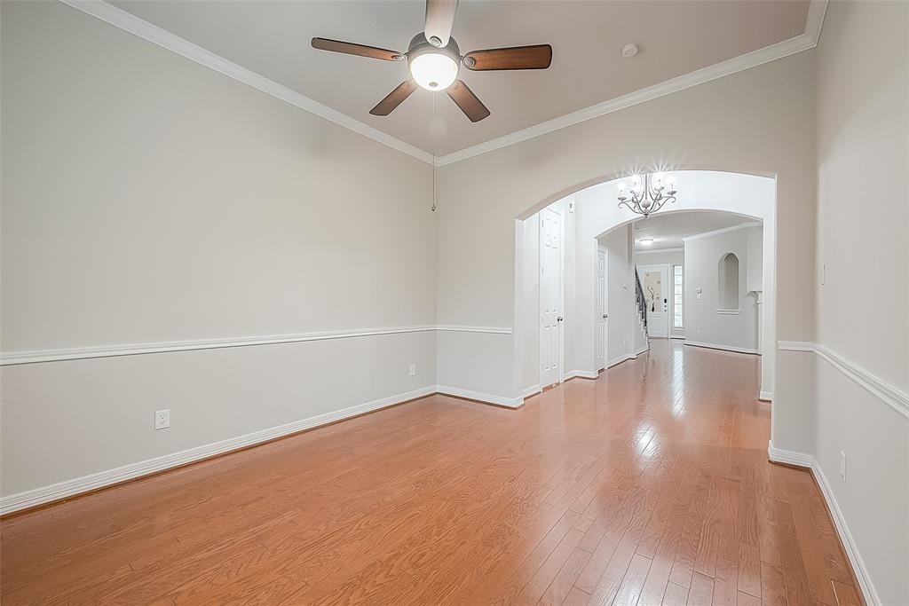 10635 Wallingford Place - Photo 15