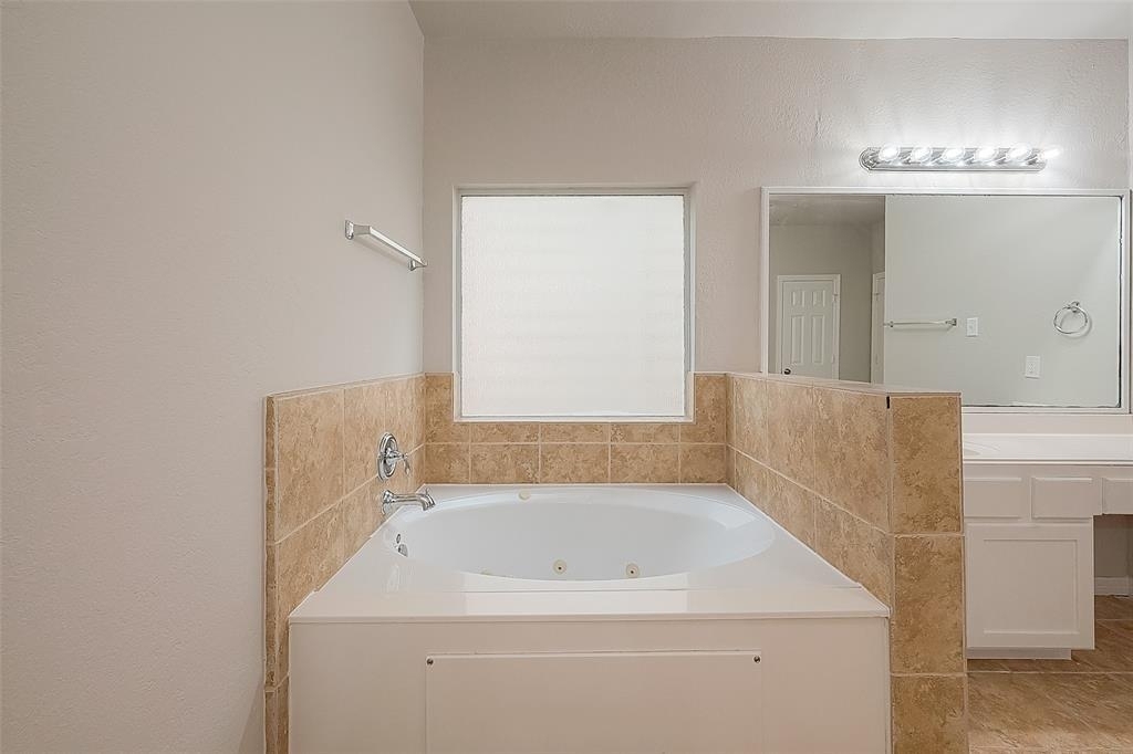 10635 Wallingford Place - Photo 37