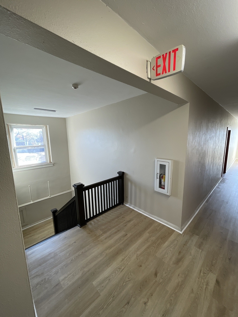 201 Unit 200 E Pike Street - Photo 5