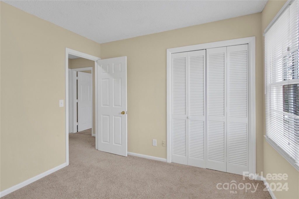 10941 Painted Tree Road - Photo 27