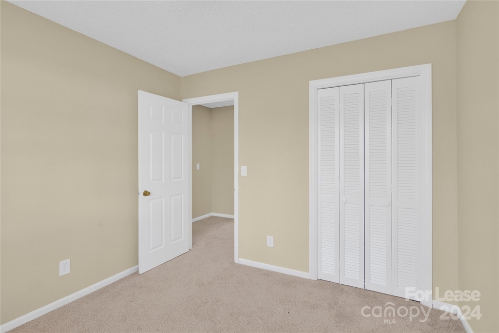 10941 Painted Tree Road - Photo 29