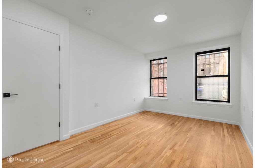 12 W 127th St - Photo 13