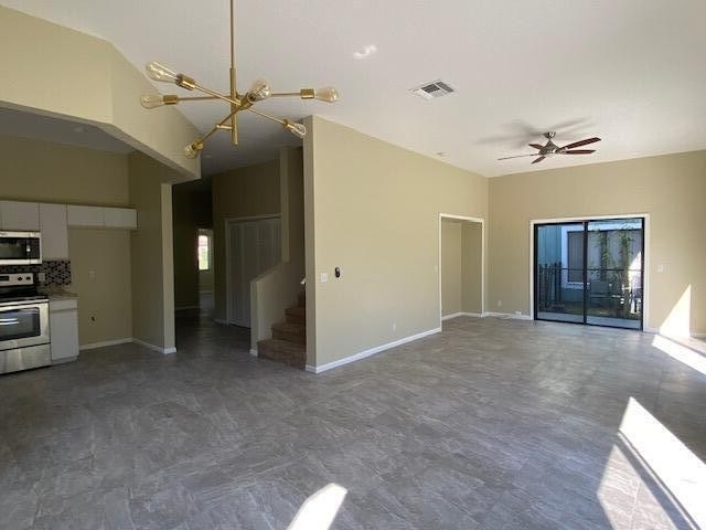 1126 Staghorn Street - Photo 2