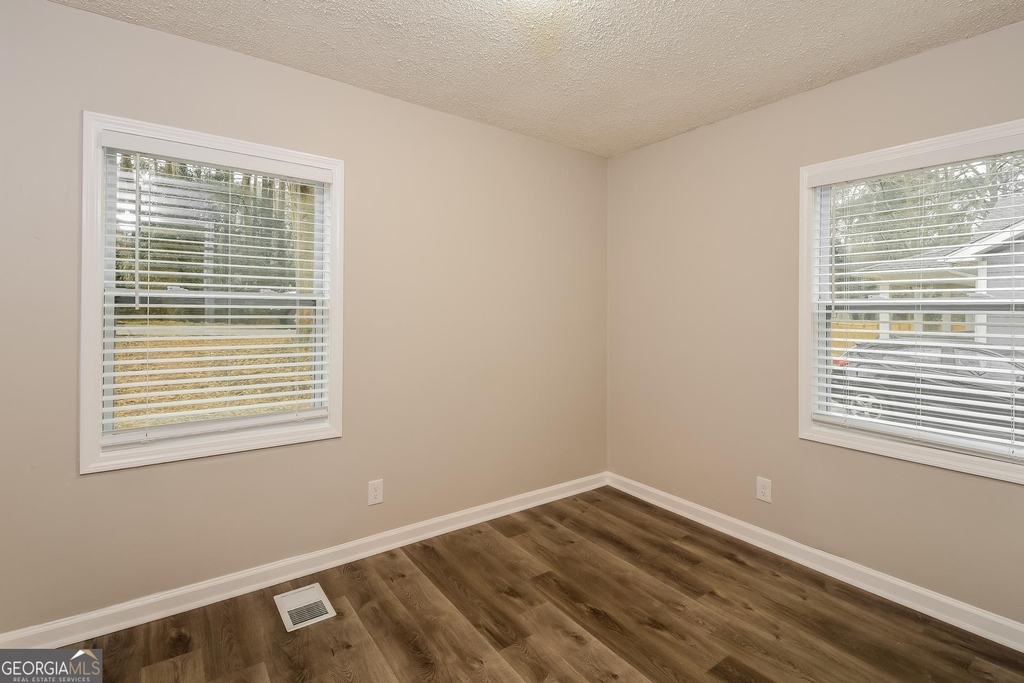 3687 Saturn Drive - Photo 10