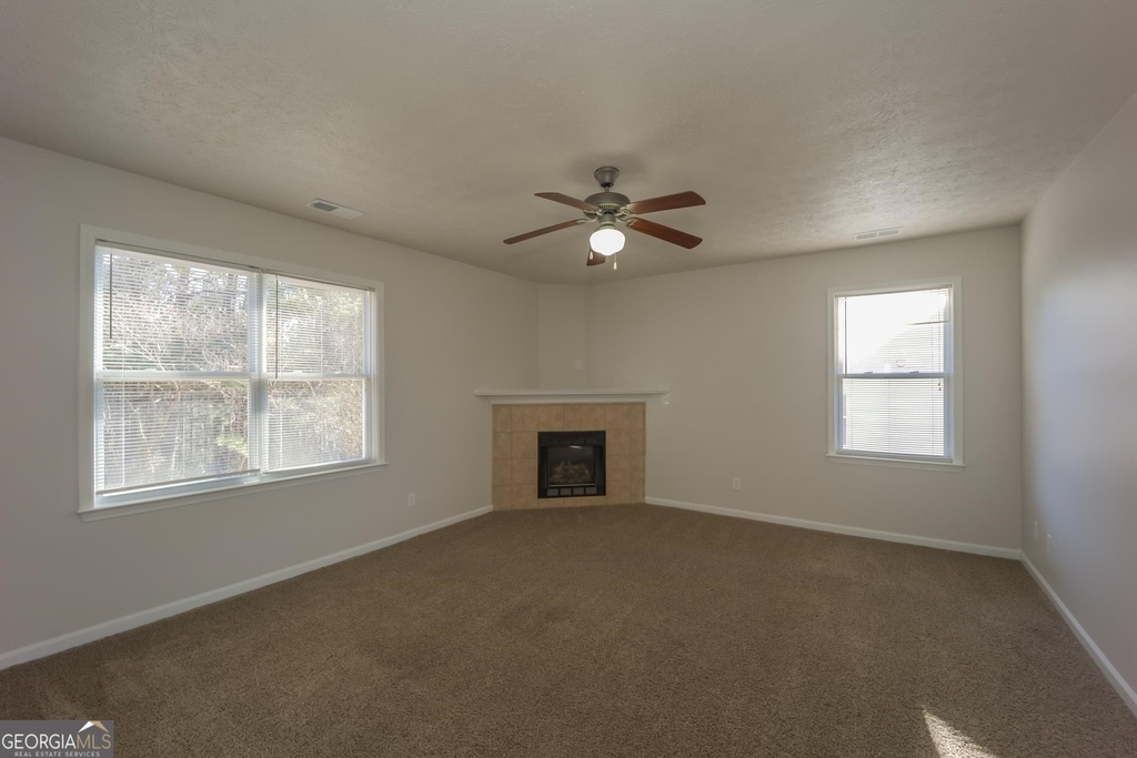 8821 Lakecrest Way - Photo 5