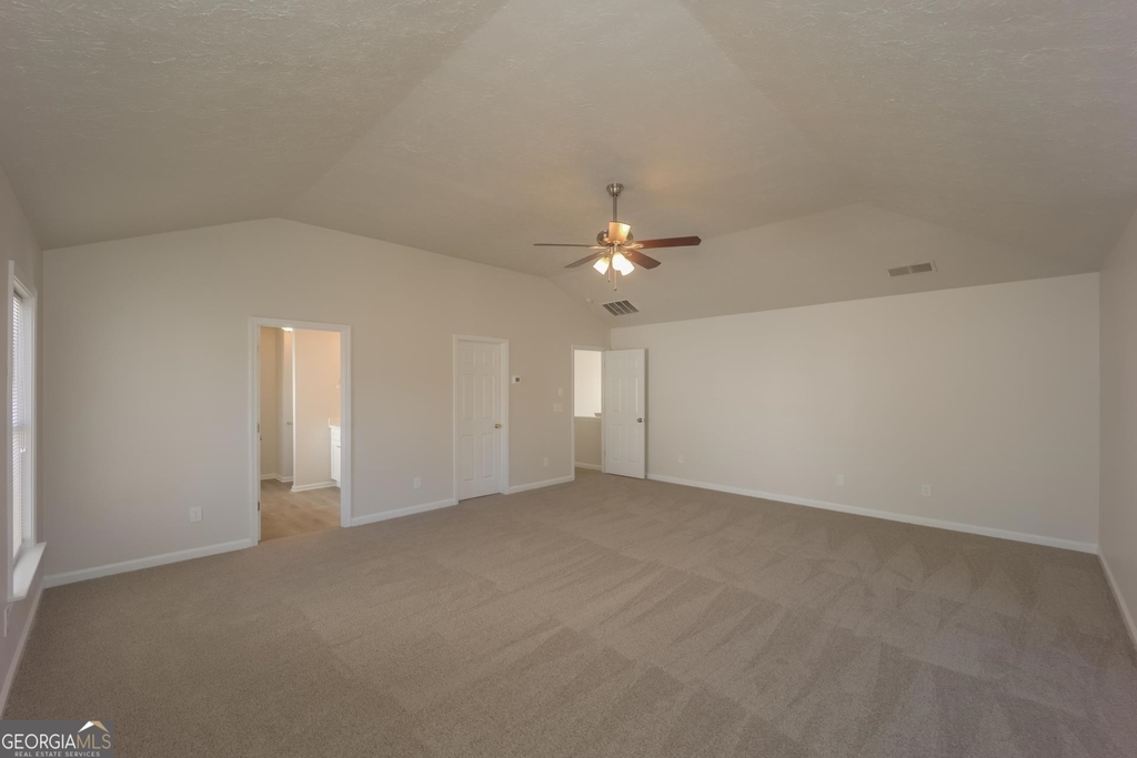 8821 Lakecrest Way - Photo 6