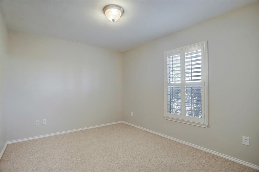 3023 N Heights Hollow Lane - Photo 2