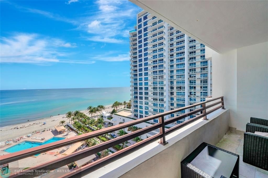 3505 S Ocean Dr - Photo 1