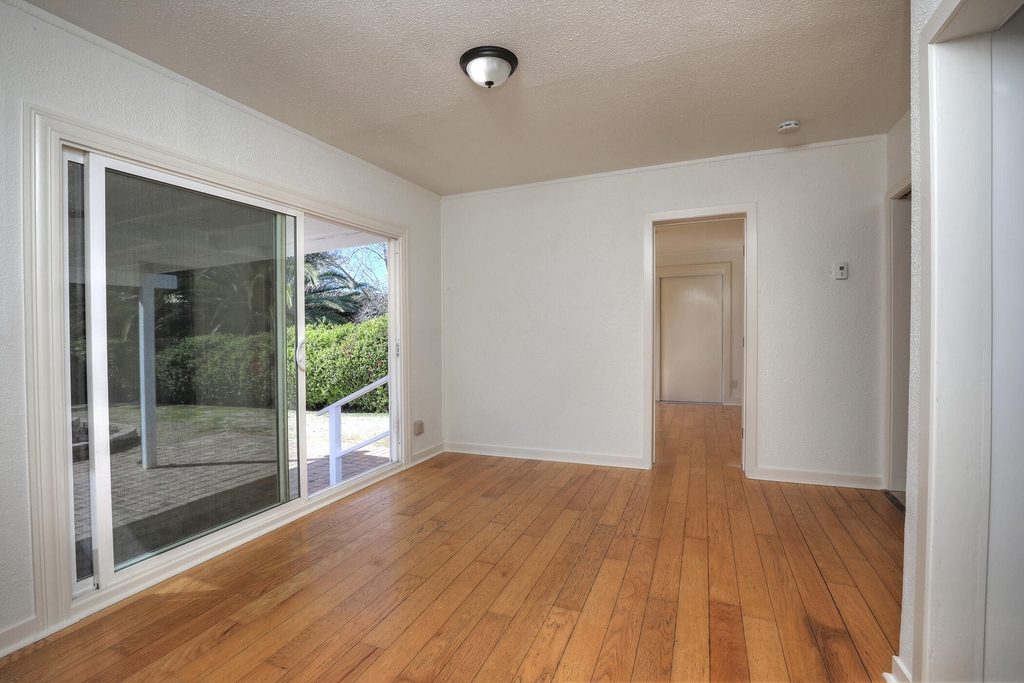 1125 1/2 San Pascual Street - Photo 4