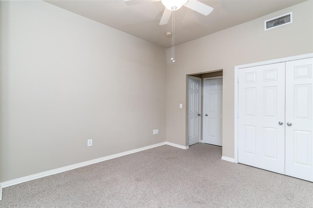 2305 Worthington Street - Photo 13