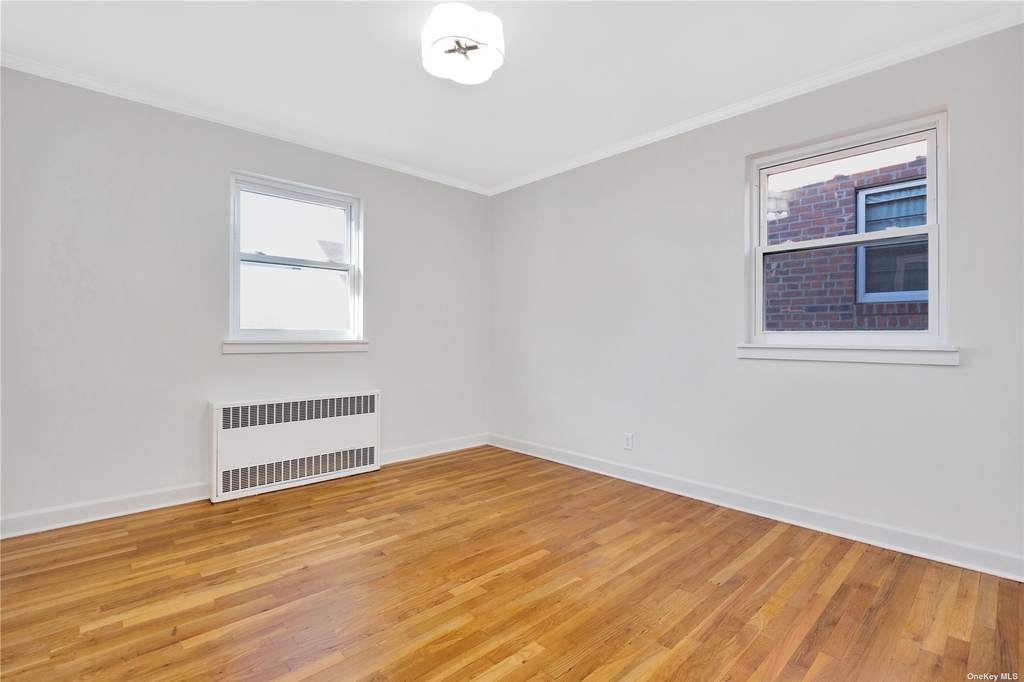 160-37 Willets Point Boulevard - Photo 11