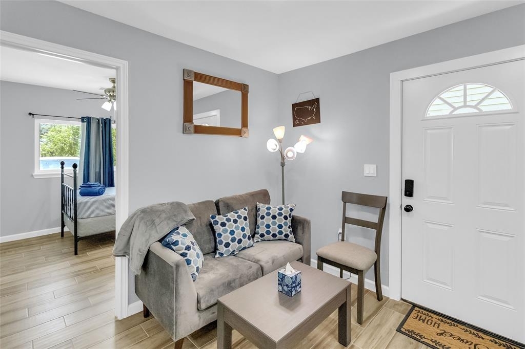 5815 Schevers Street - Photo 30