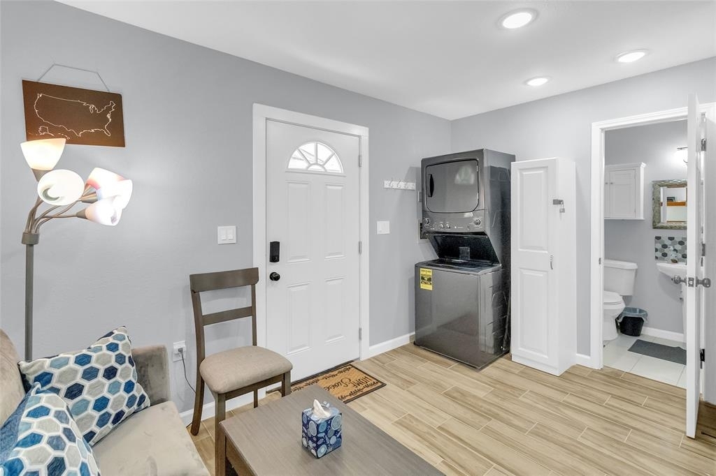 5815 Schevers Street - Photo 27
