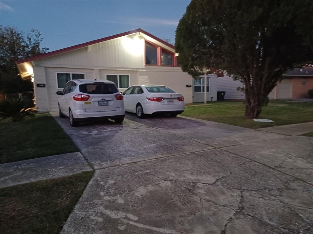 5815 Schevers Street - Photo 34