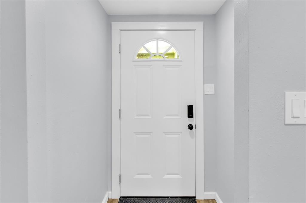 5815 Schevers Street - Photo 20