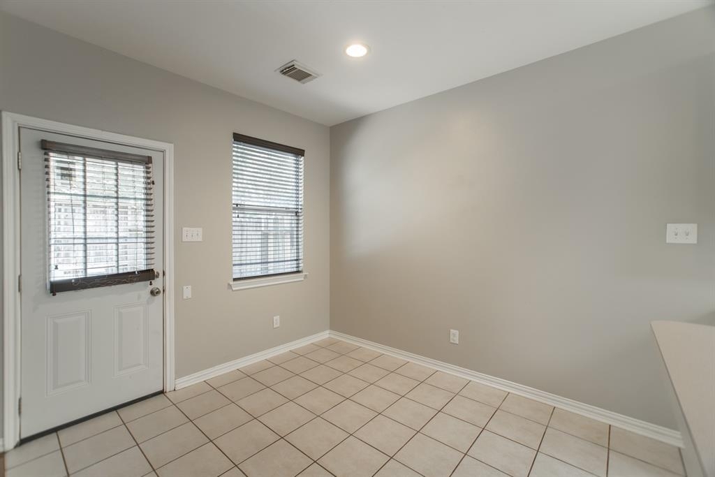 86 Blue Creek Court - Photo 18