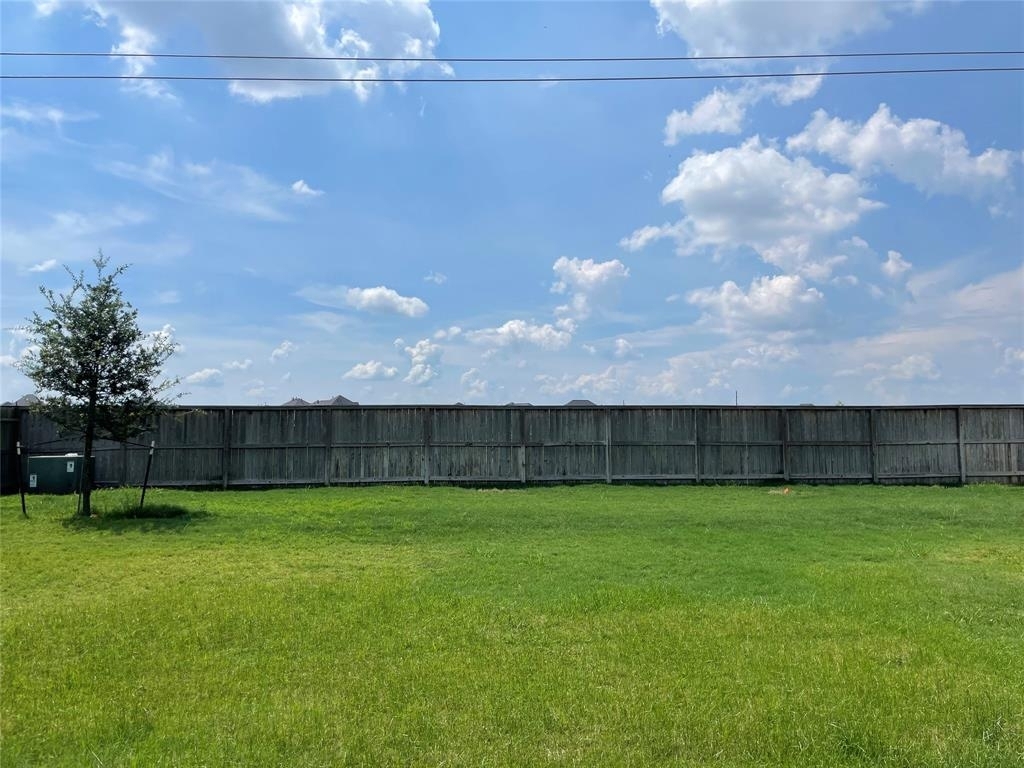 2702 Rainflower Meadow Lane - Photo 10