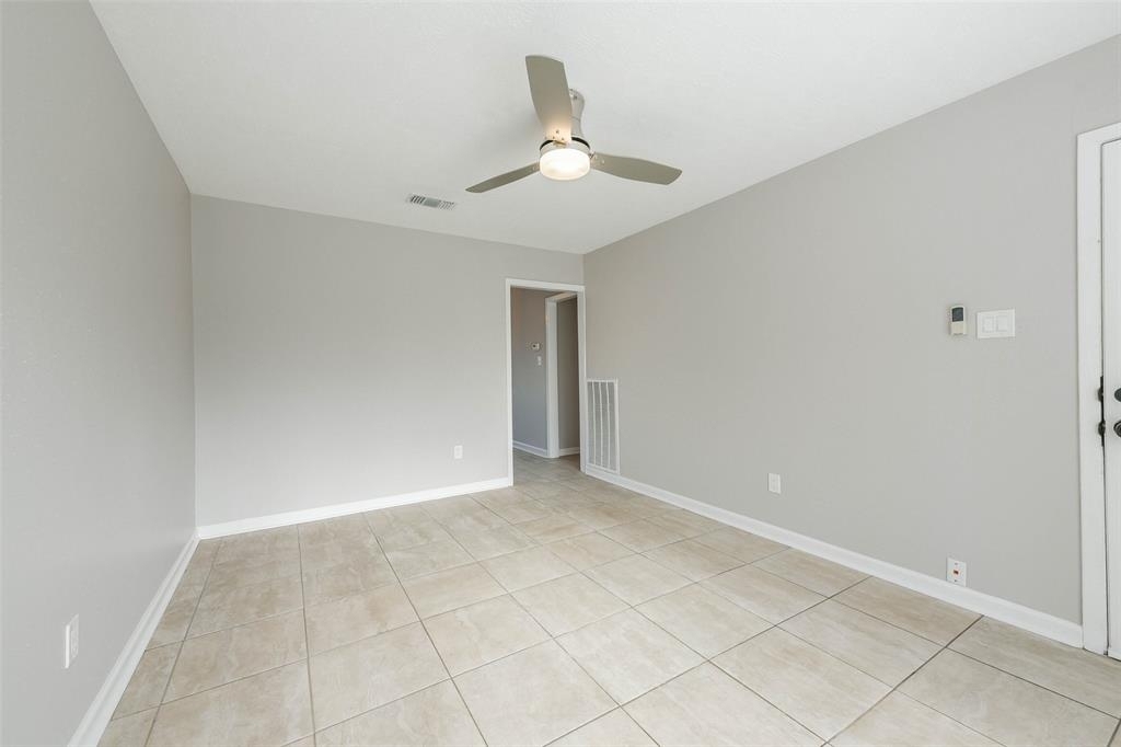 415 Stadium Lane - Photo 4