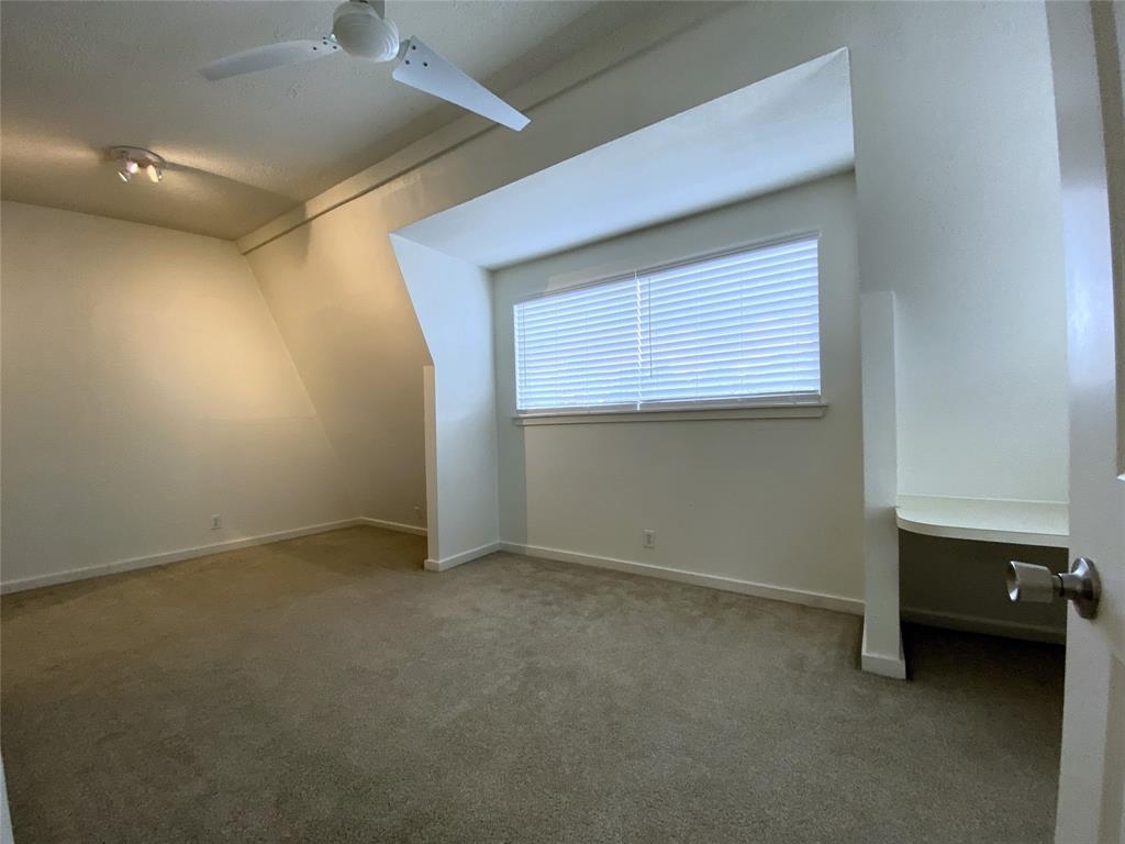 513 W Main Street - Photo 13