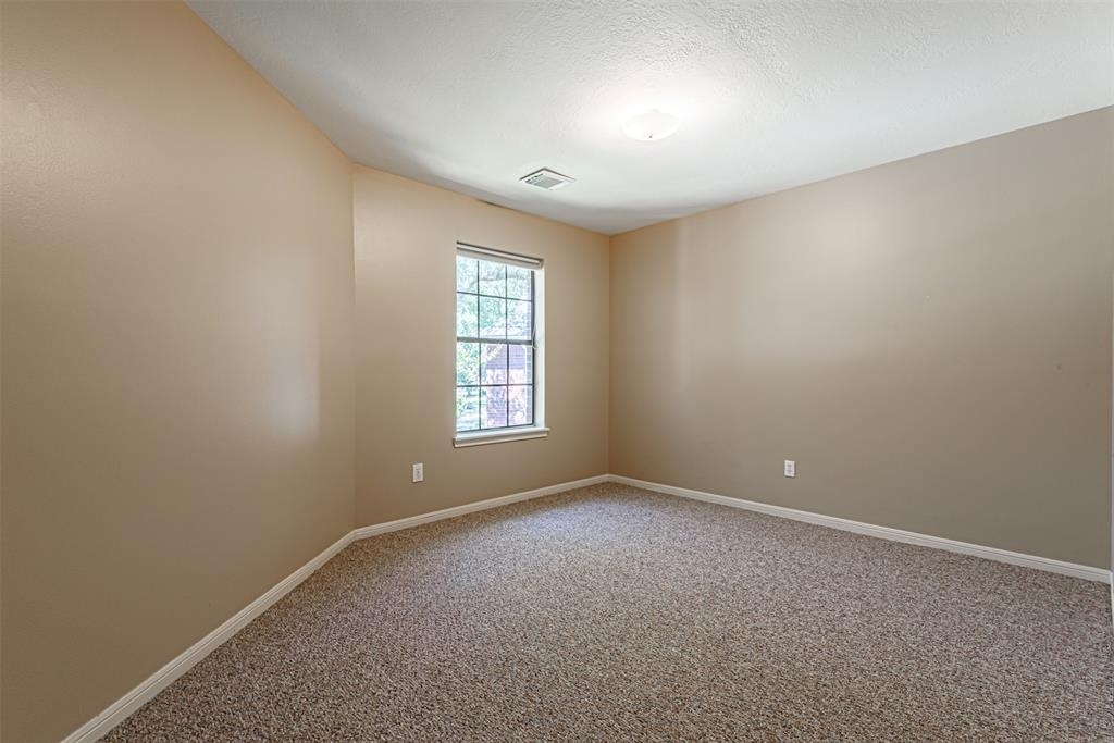 207 S Meadows Court - Photo 31