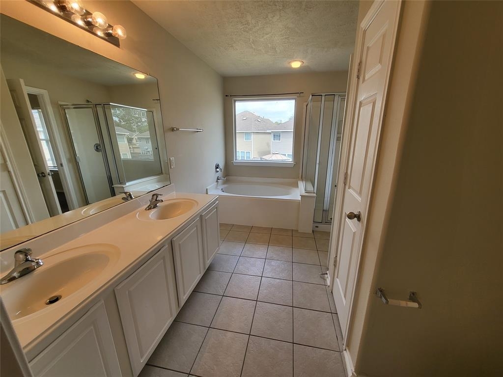 14322 Mooreview Lane - Photo 20