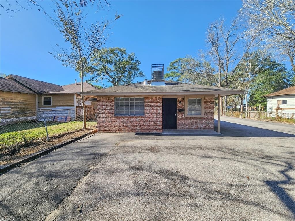 8312 Lavender Street - Photo 1