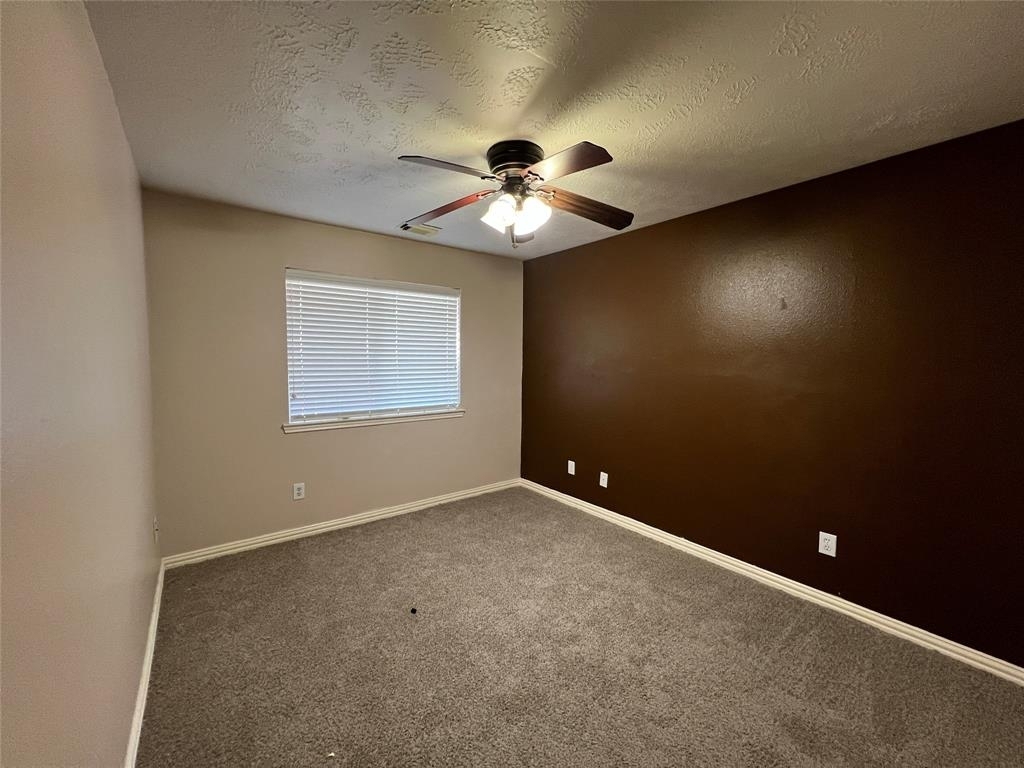 2611 Parkbriar Lane - Photo 11