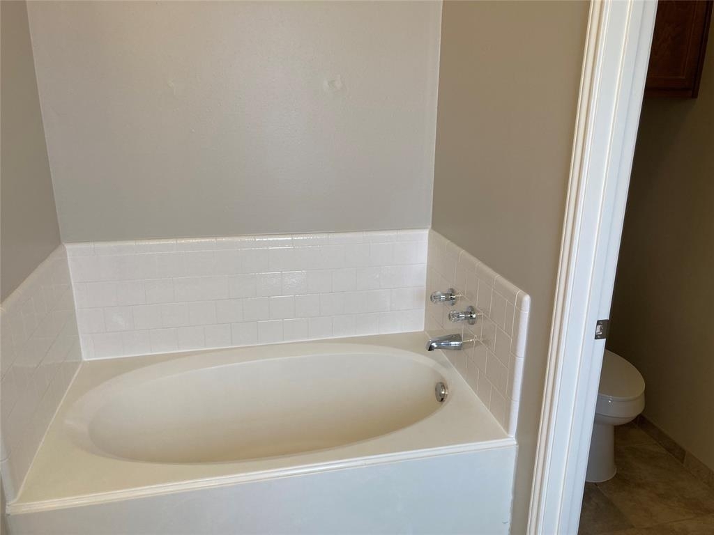 210 Leghrand Court - Photo 10