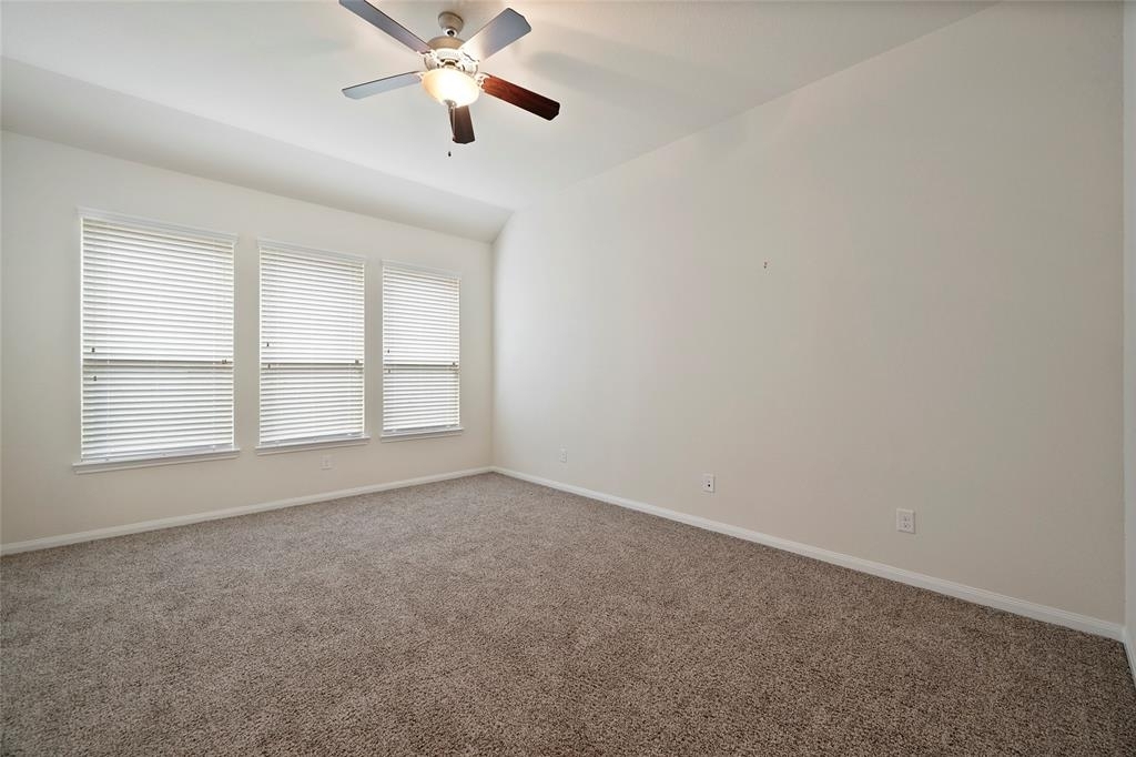 1403 Holly Chase Drive - Photo 21