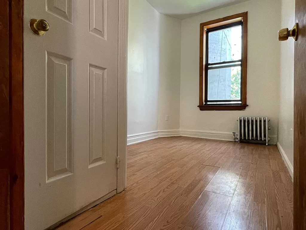 1748 Flatbush Avenue - Photo 4