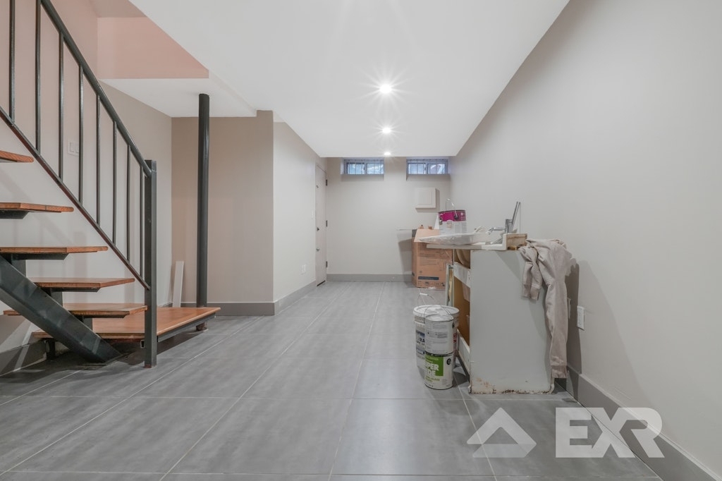 243 Harman Street - Photo 5