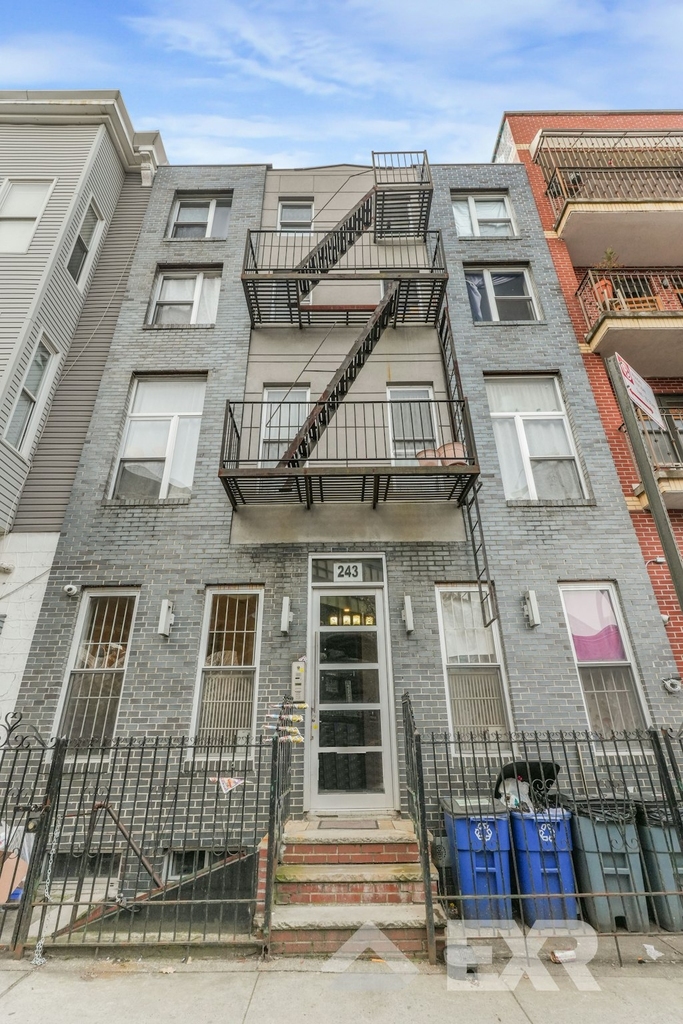 243 Harman Street - Photo 11