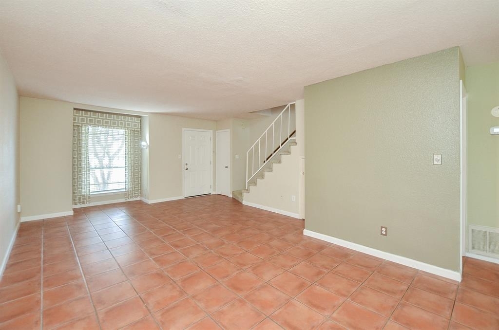 6111 Beverlyhill Street - Photo 15