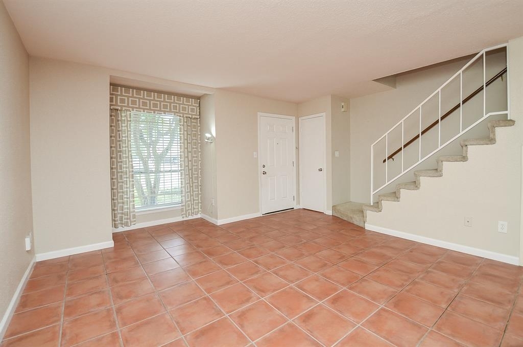 6111 Beverlyhill Street - Photo 13