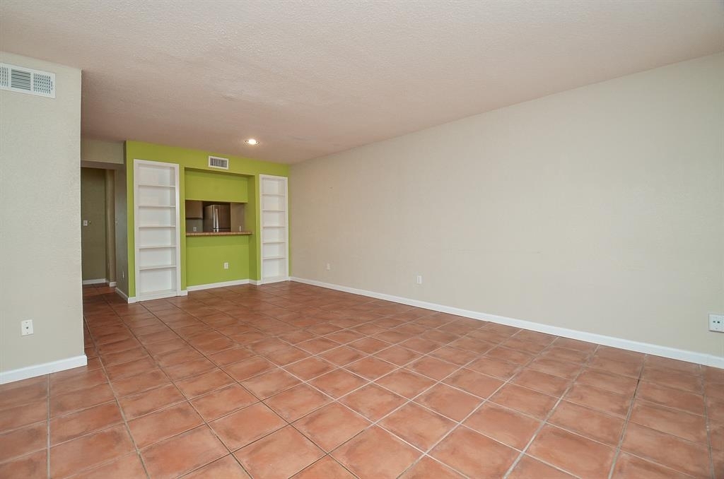 6111 Beverlyhill Street - Photo 11