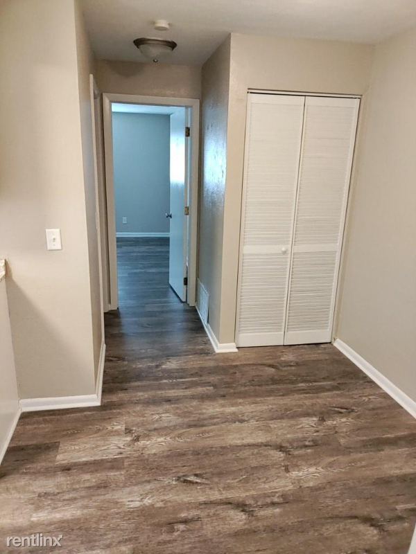 917 W. Market St C - Photo 1