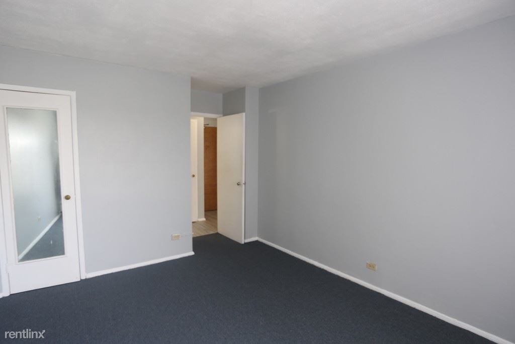 7333 N. Ridge, Unit A205 - Photo 9