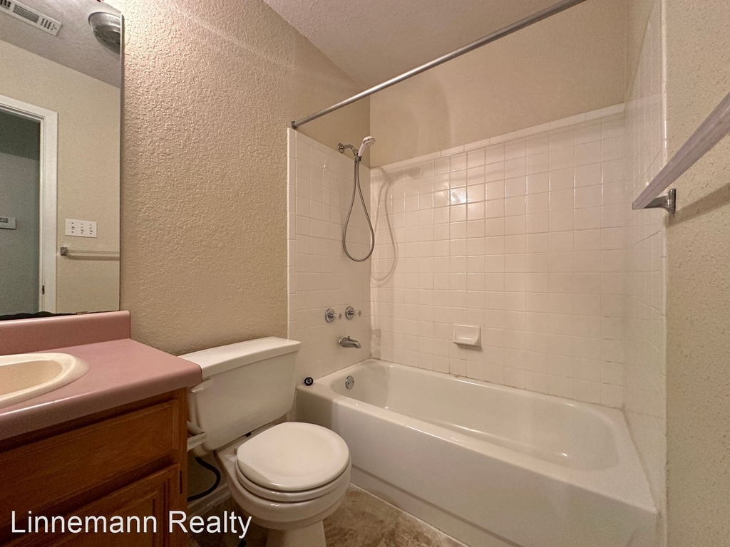 2503 Schwertner Dr - Photo 11