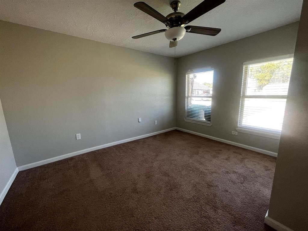 5130 Winnetka Street - Photo 6