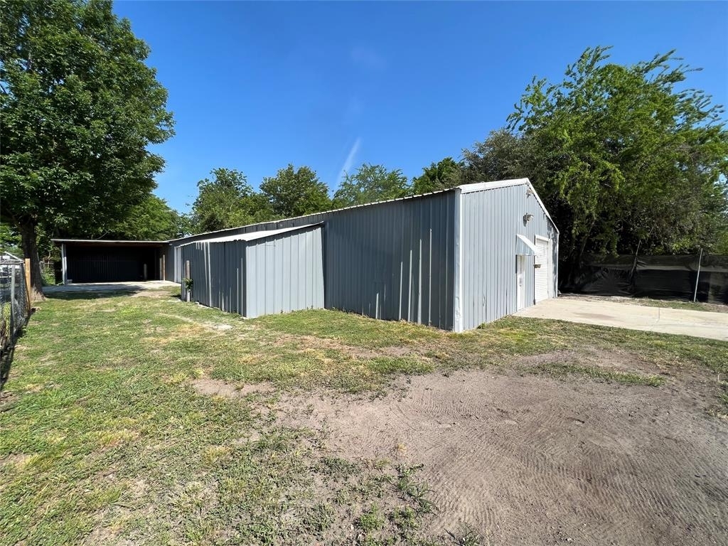 11803 Beeville Drive - Photo 45